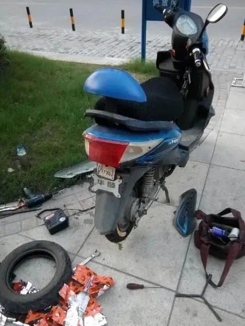 附近电车修理厂_附近电动修车电话多少_电动车修理附近电话