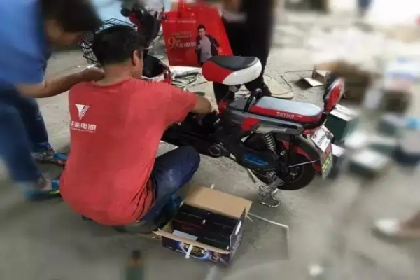 电动车充电器常见故障